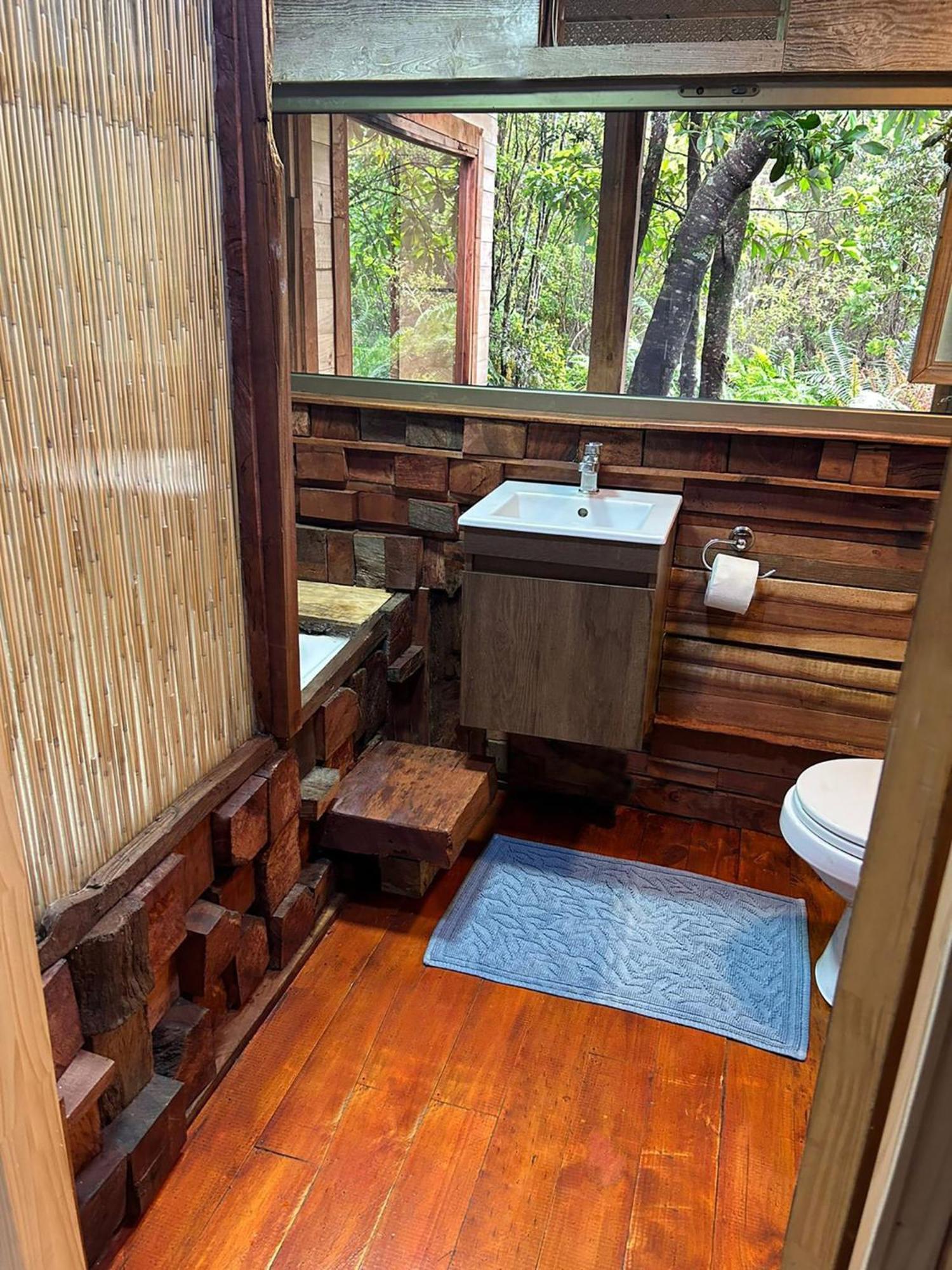 פורטו ואראס Cabanas Los Cantos Del Chucao מראה חיצוני תמונה